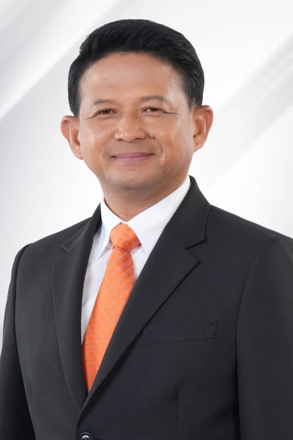 1 นายดิชวัฒน์ จันทร์อี่